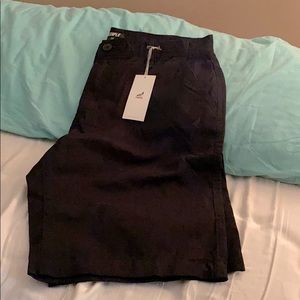 Men’s Staples shorts 🩳🩳